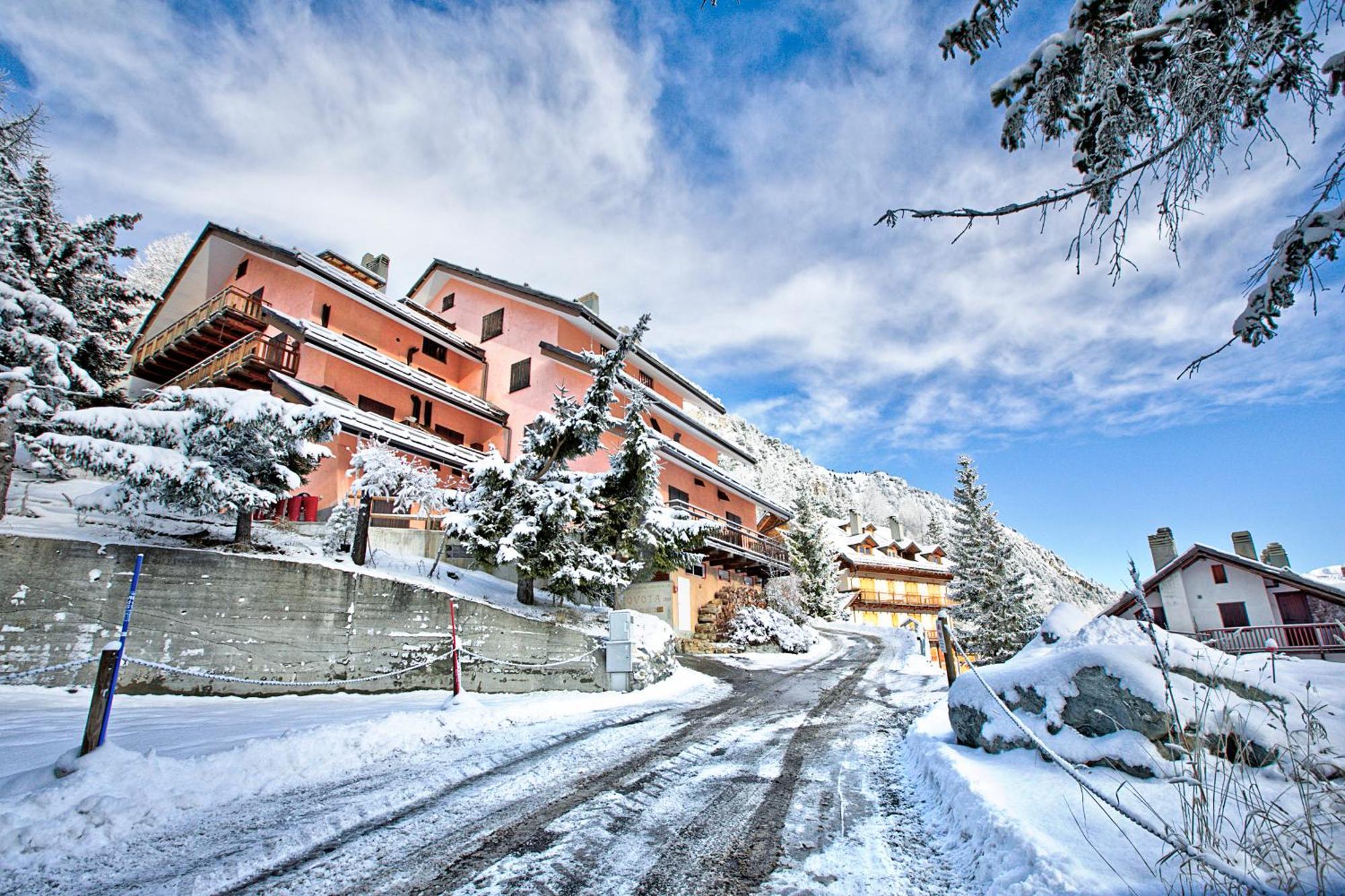 Appartamento La Marmotta Mountain Retreat - Happy Rentals Claviere Eksteriør billede